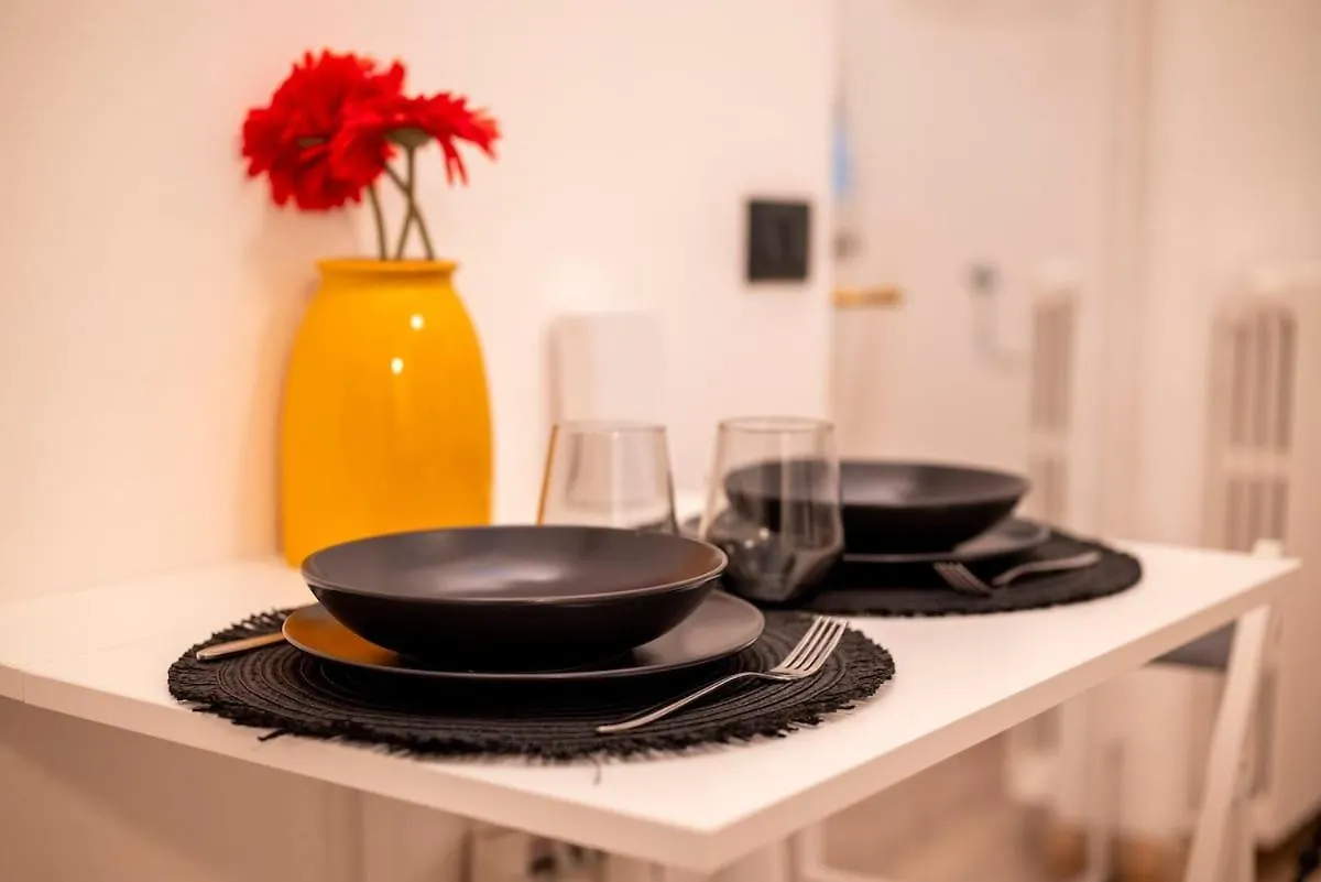 Apartment Loveloft Private Jacuzzi & Relax Duomo - Ac Wifi Milan Italy
