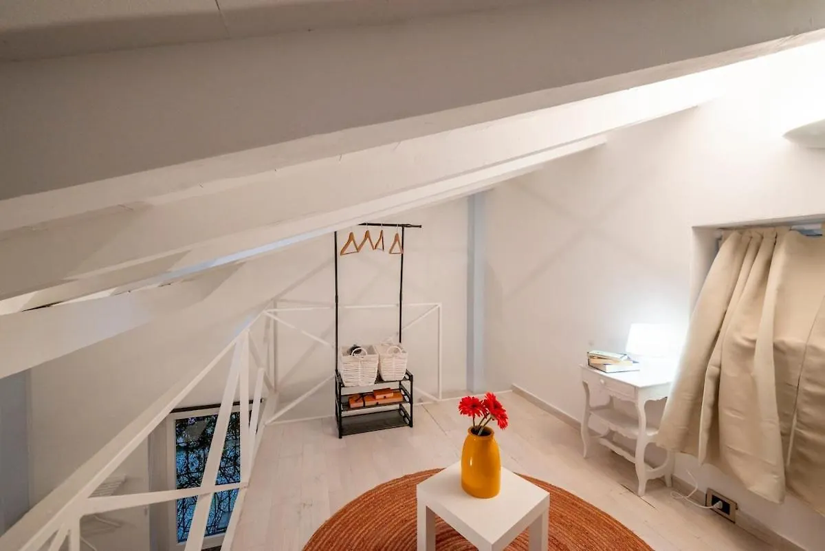 Apartment Loveloft Private Jacuzzi & Relax Duomo - Ac Wifi Milan